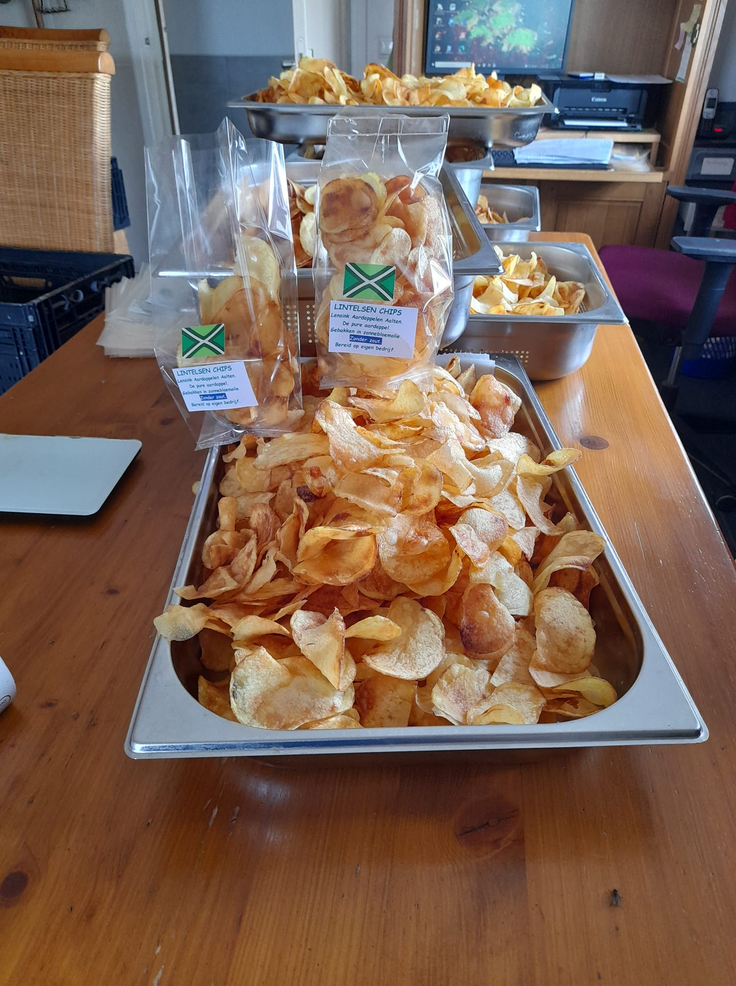 Vers gebakken chips van Lensink Aardappelen Aalten